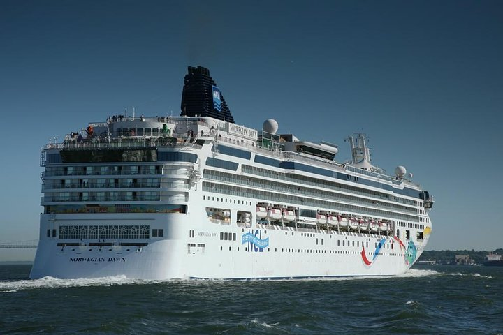 Private Transfer San Antonio Pier to Airport with Vineyard Lunch - Photo 1 of 25